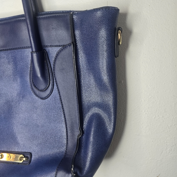 Versace 19v69 Nicoletta Stingray Navy Blue Faux Leather Shoulder Bag - Picture 5 of 13